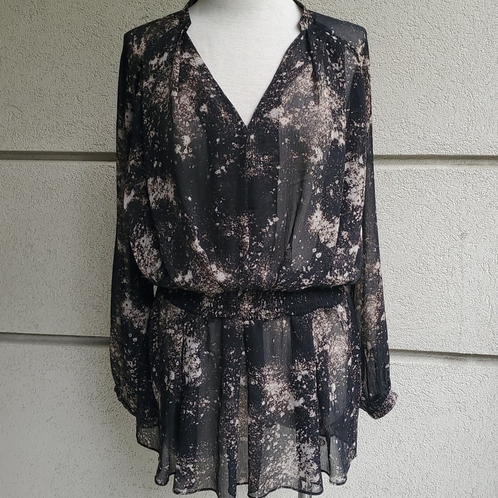 JACOB- SHEER LONG SLEEVE BLOUSE